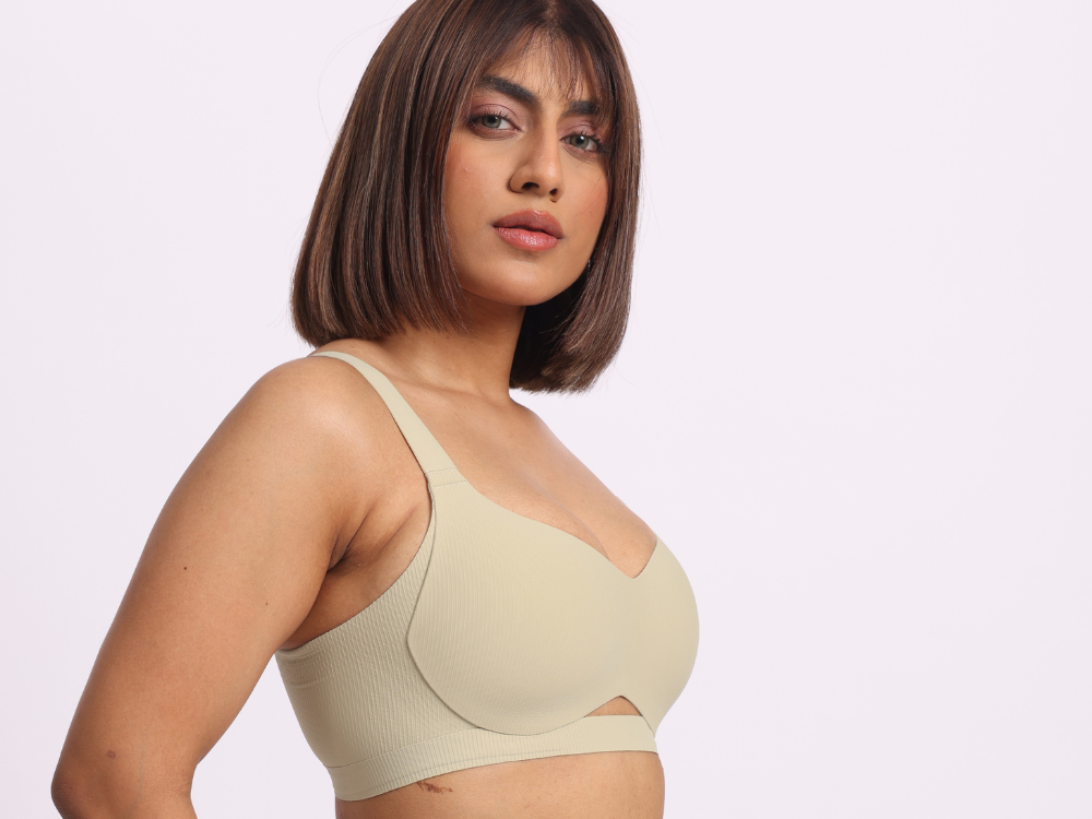 Which Is Better for Your Outfit – Padded Bra or Push-Up Bra?